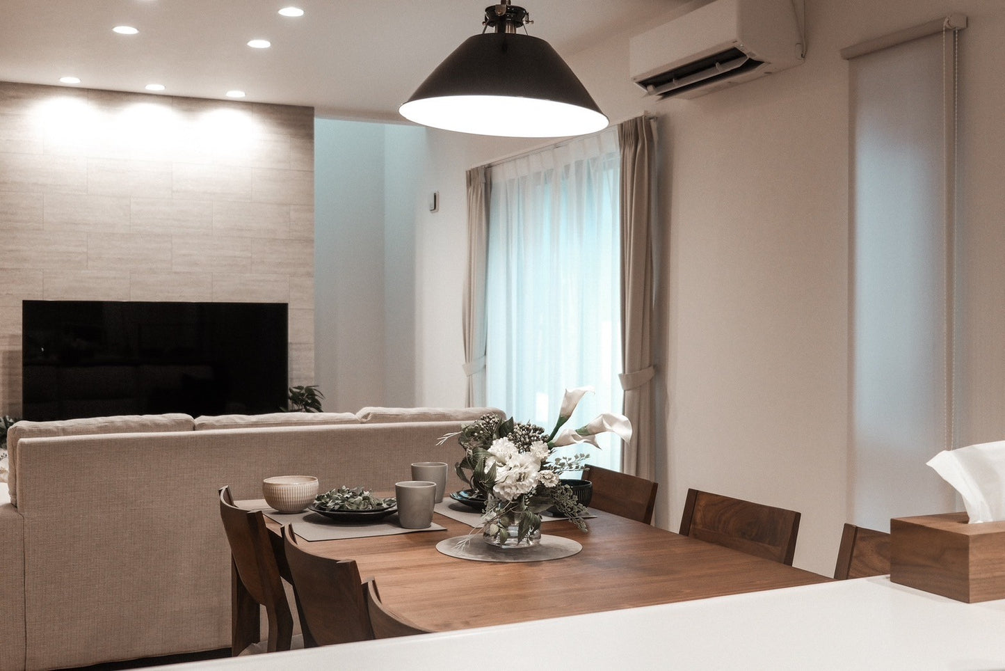 Mova Villa 原水2 日本 九州 熊本 溫馨民宿 長期 短期 住宿推薦 包棟民宿 氛圍感 自助入住 停車場 免費WIFI 商務旅行 Airbnb booking agoda 配有全新廚房用品 家電 電冰箱 烤箱 餐具 鍋具